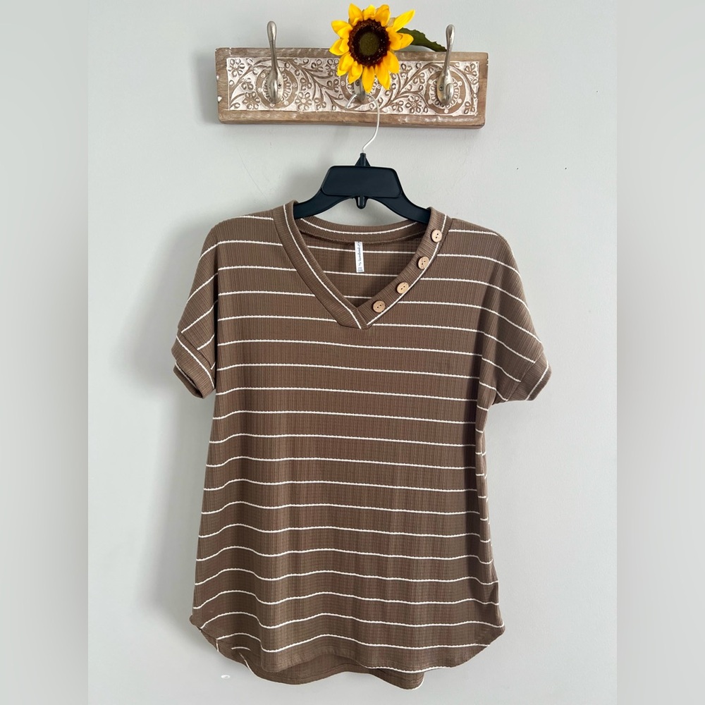 PASSPORTS Women’s Striped Ribbed Top Brown Cream Size Small